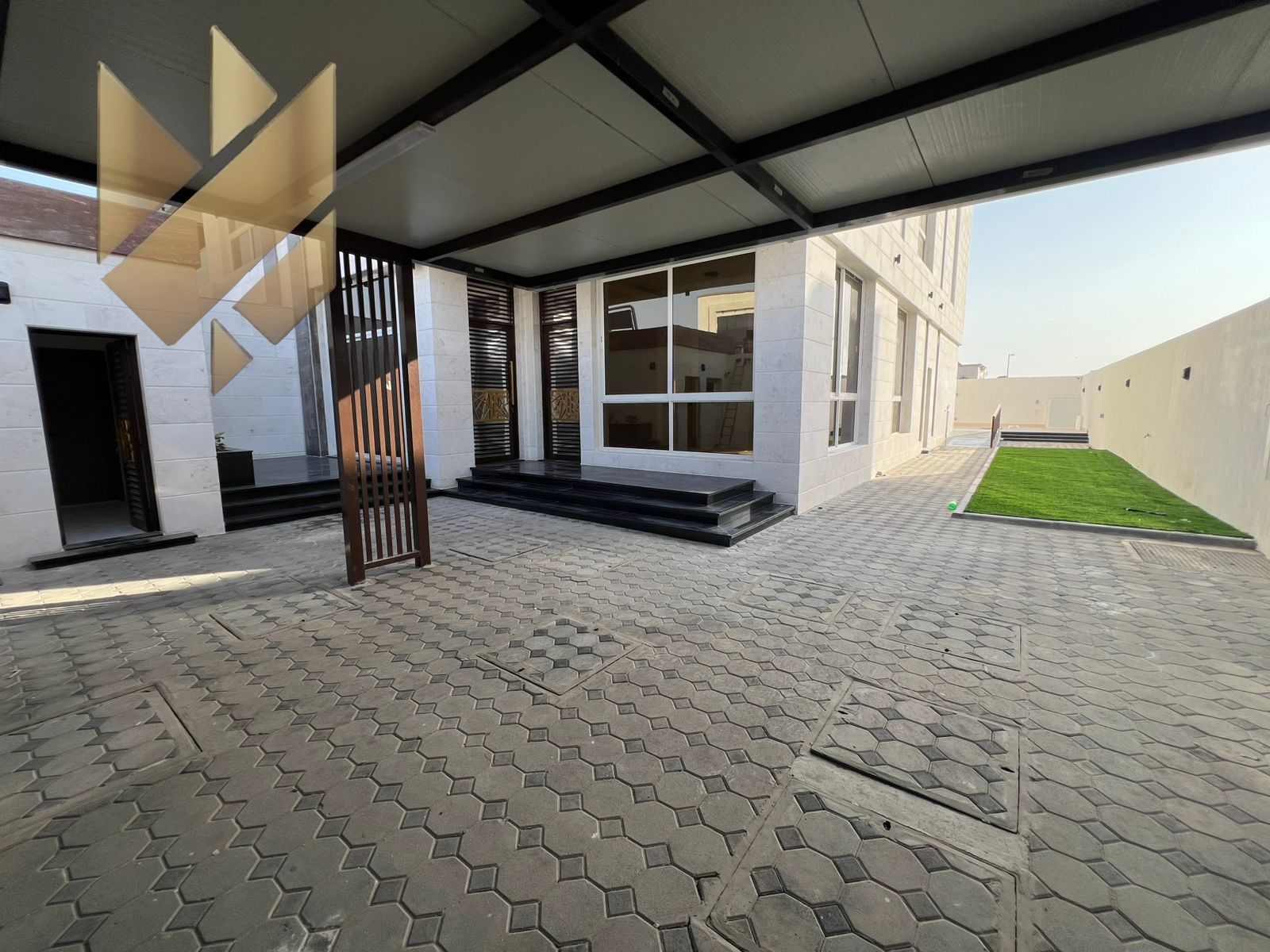 Luxury Brand New Villa for Rent in Al Hoshi Area