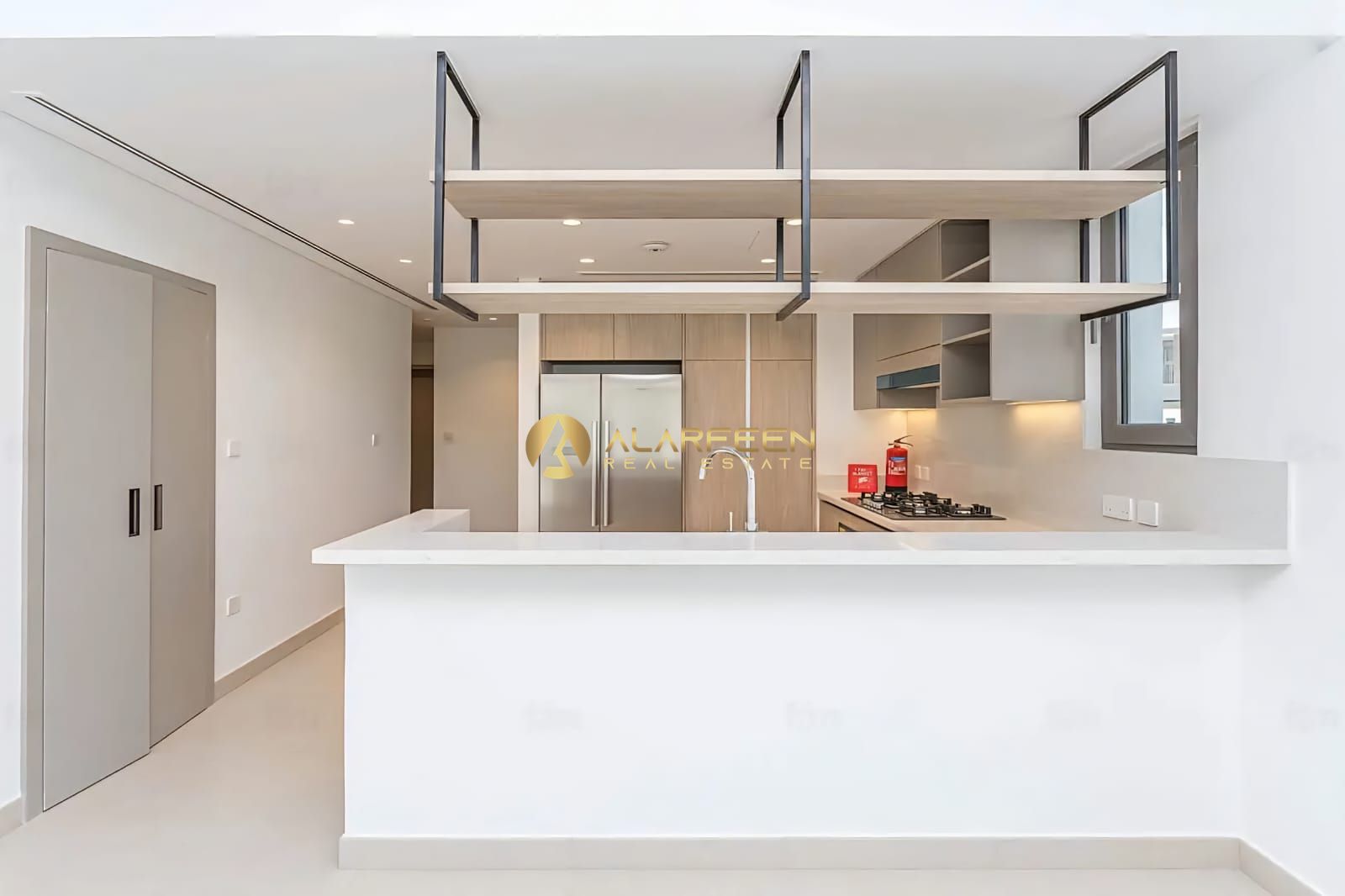 UPGRADED CORNER UNIT | NEAR POOL | SINGLE ROW
