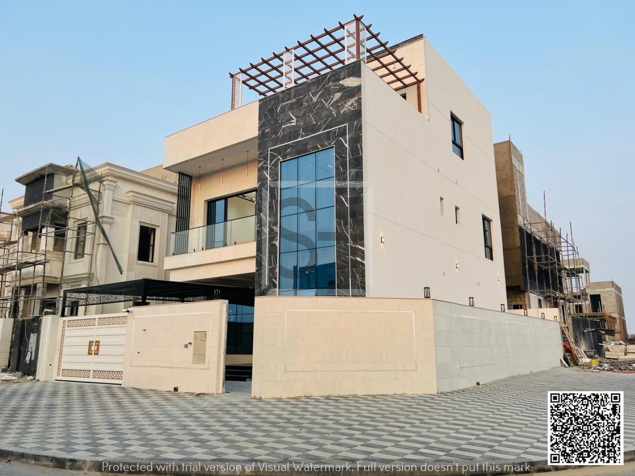 Family Villa | 7 Bedrooms | Prime Location | Stone Finishing | All Services Included