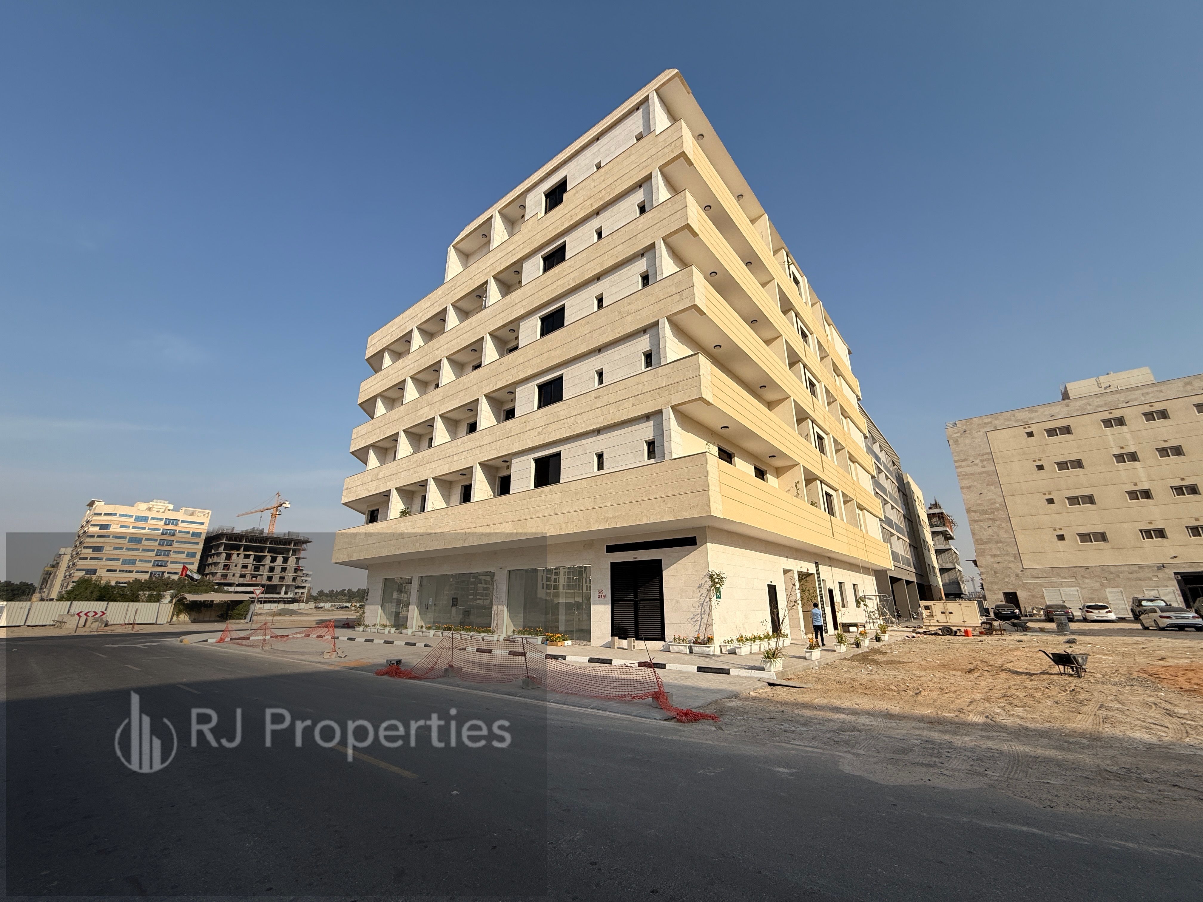 BRAND NEW LUXURY 1BHk WITH BALCONY in al jada