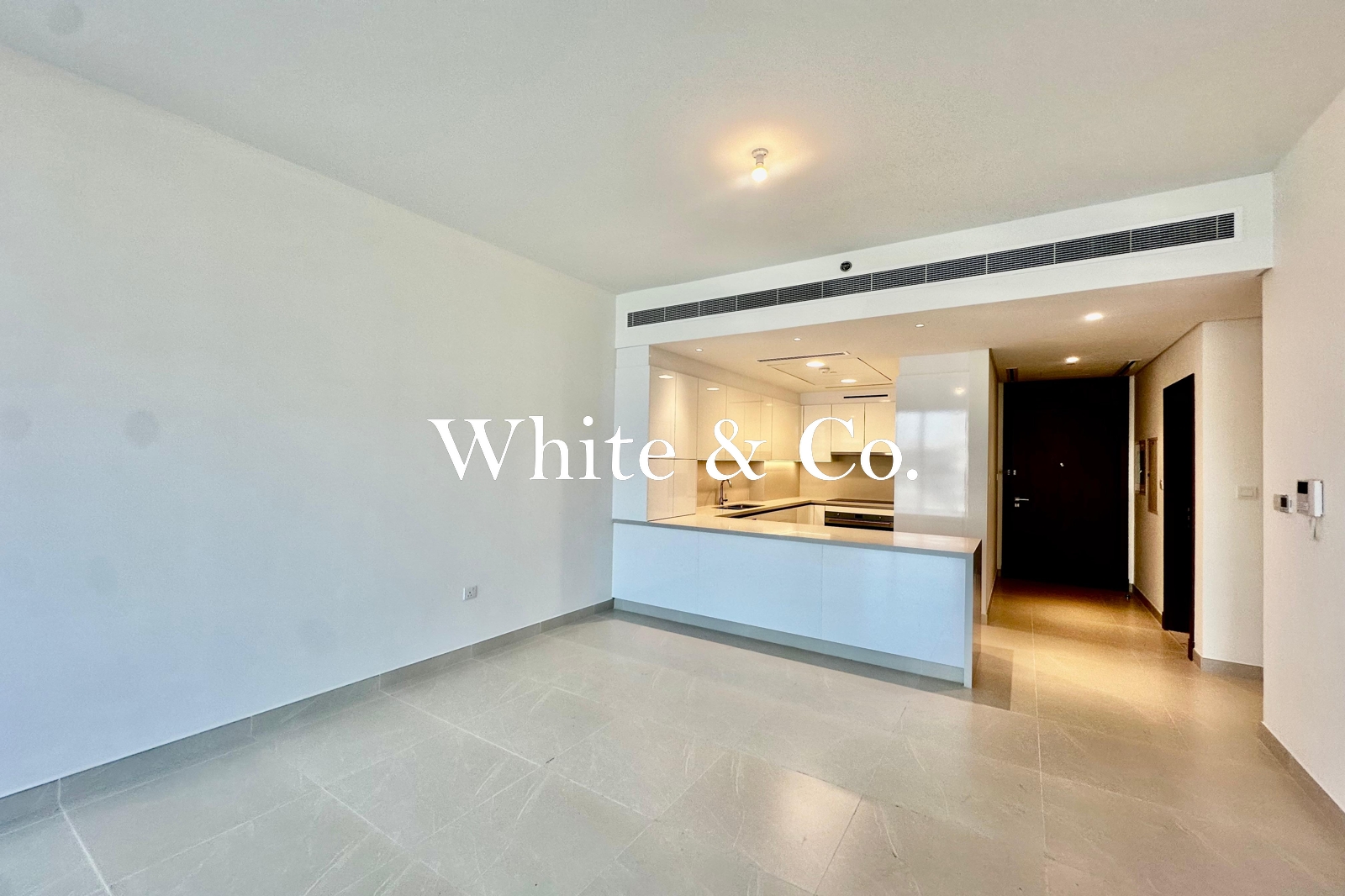 Canal View | Maids Room | 12 Cheque Option