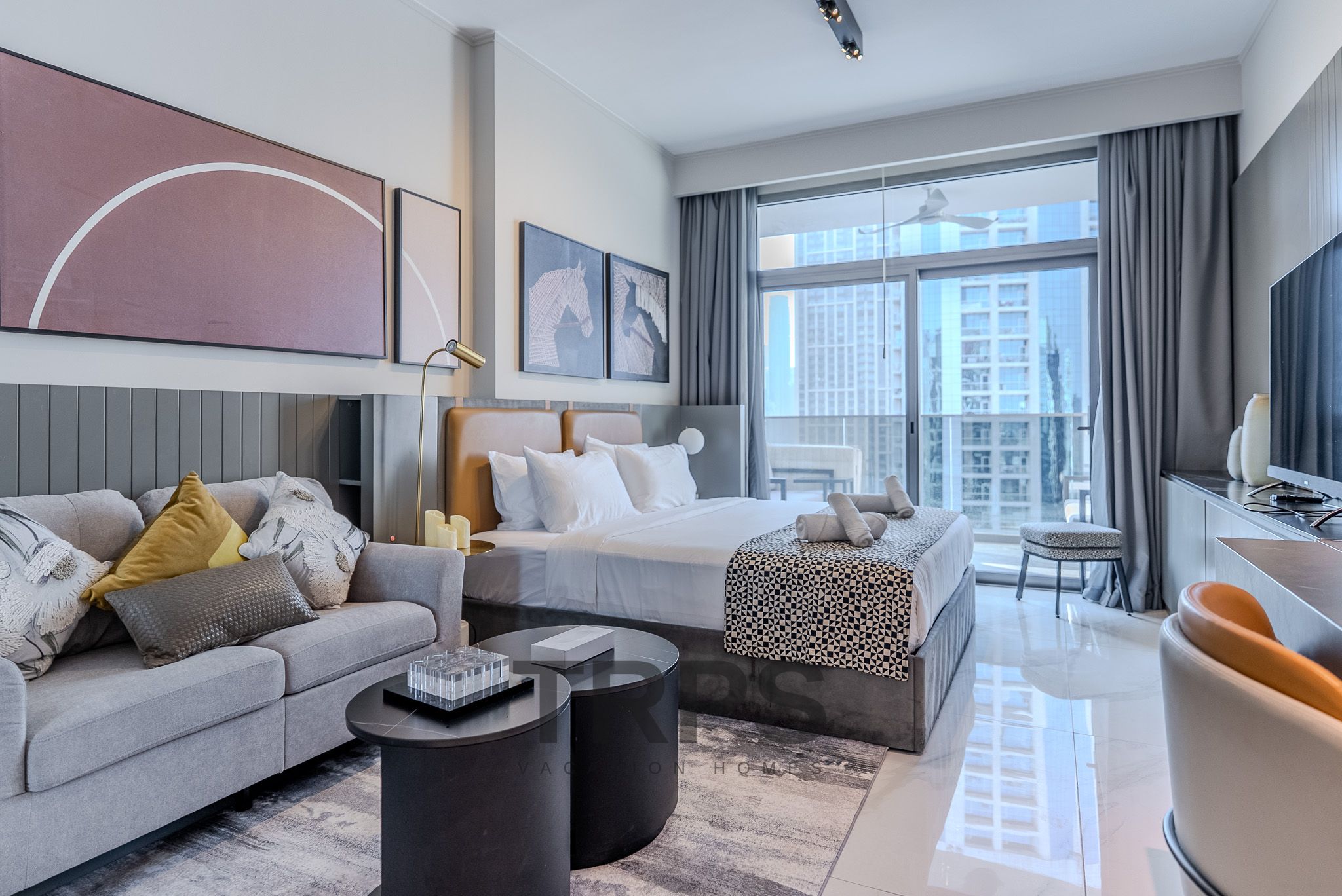 Spacious Studio | Furnished | Close to Dubai Mall!