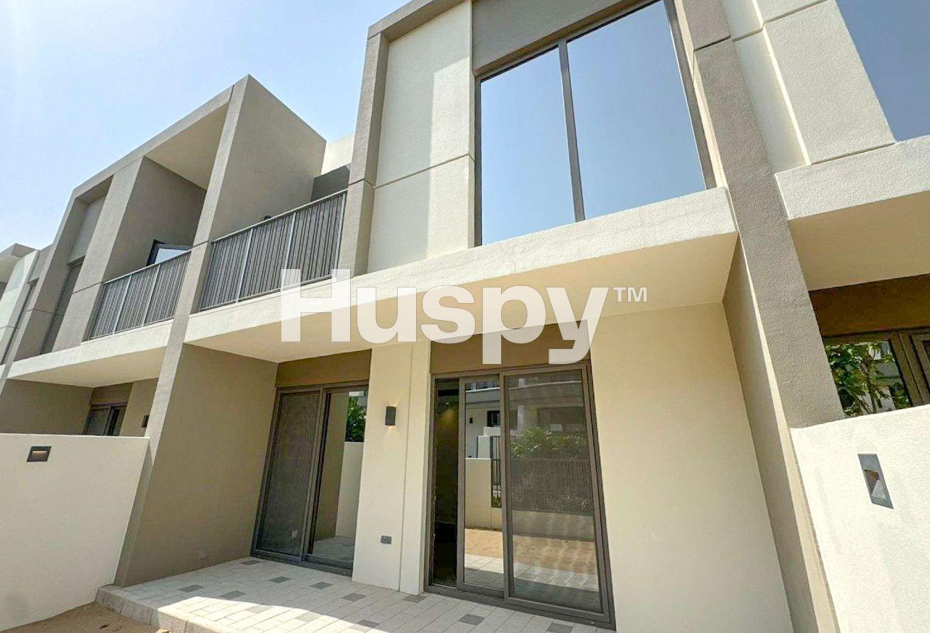 Single Row | Appliances Included | Vacant
