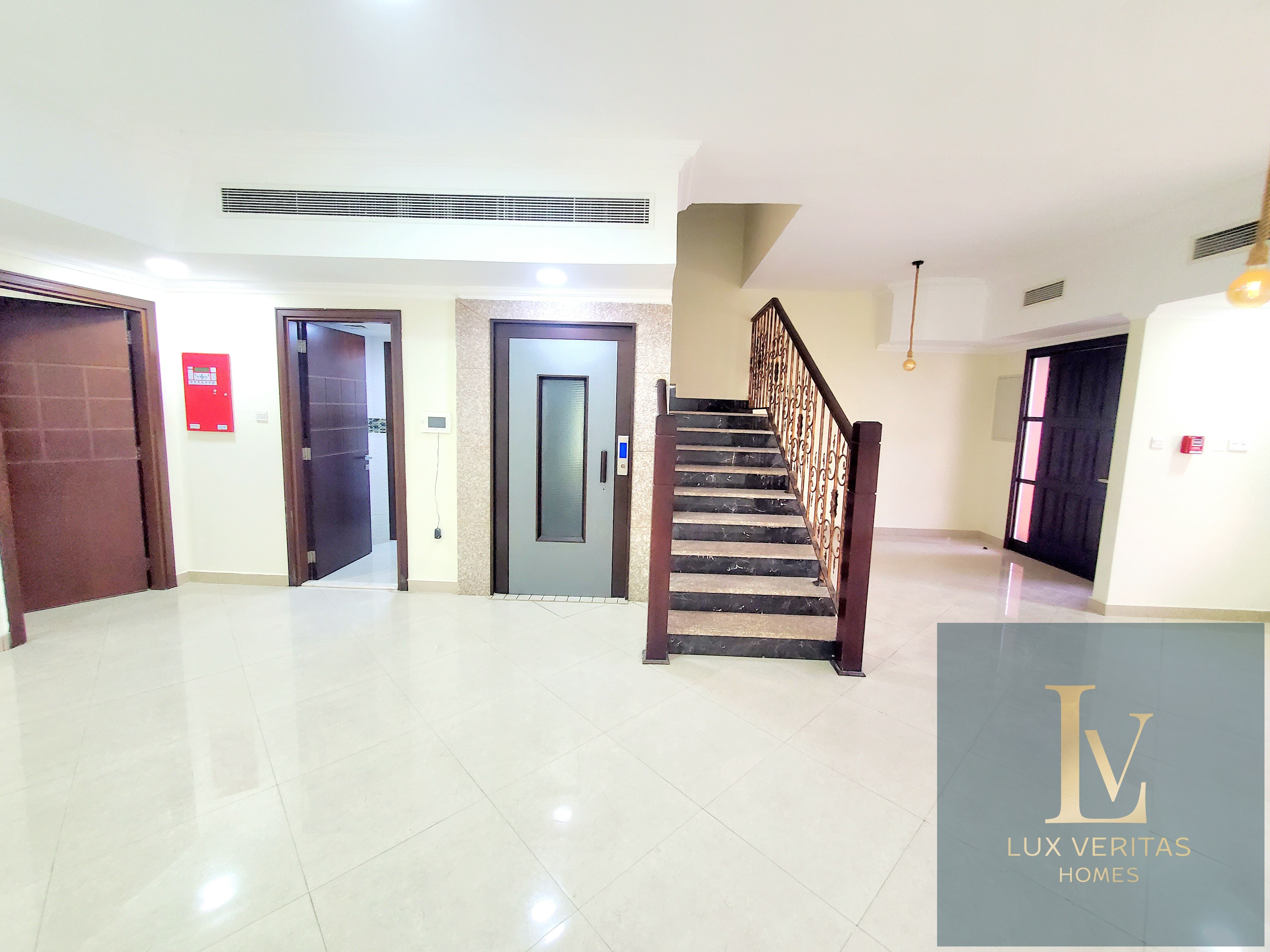 Private Elevator | 5 Plus Maid's | Well Kept