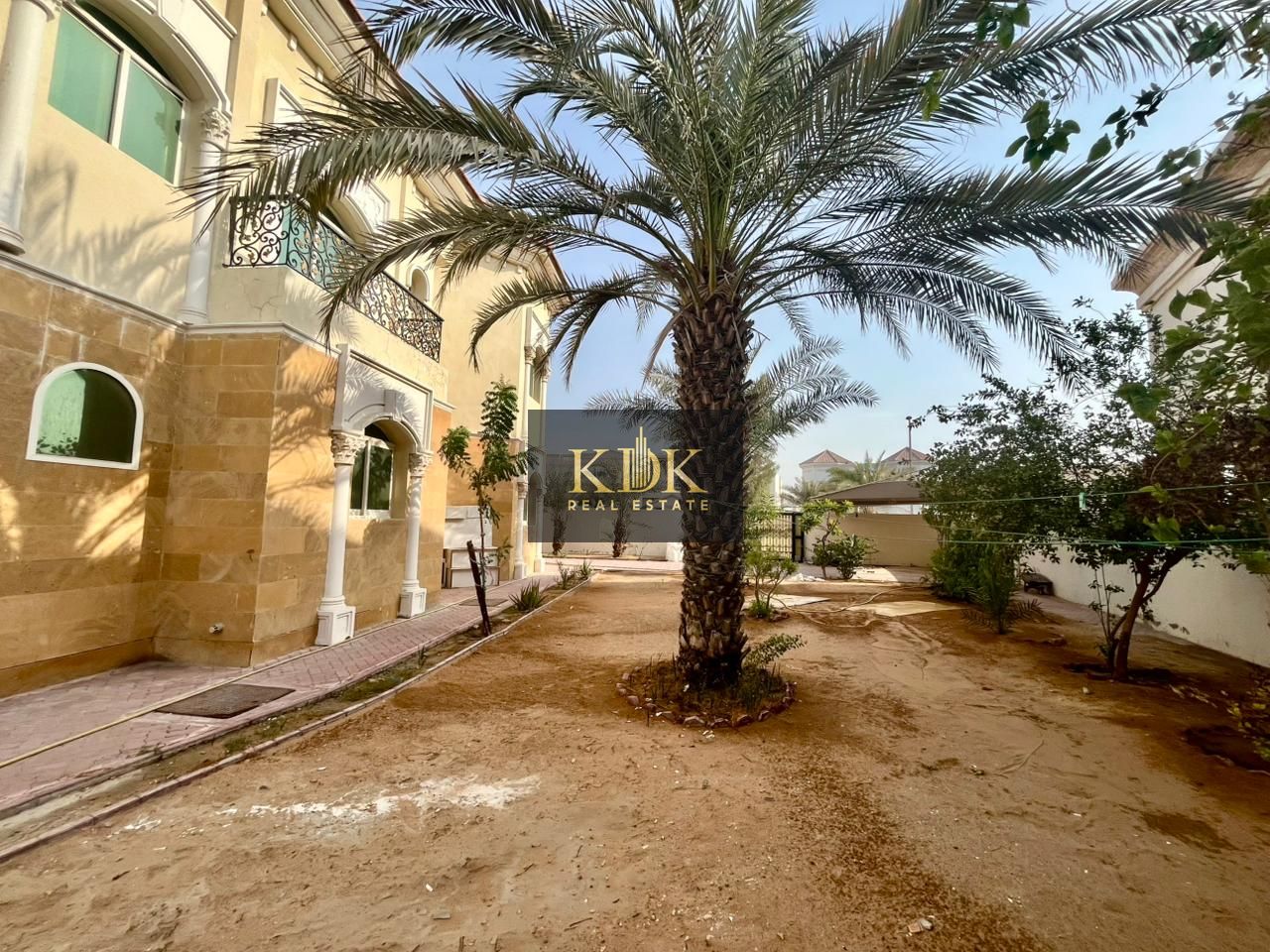 WELL KEPT 5-BR WITH GARDEN MAIDS DRIVER ROOM
