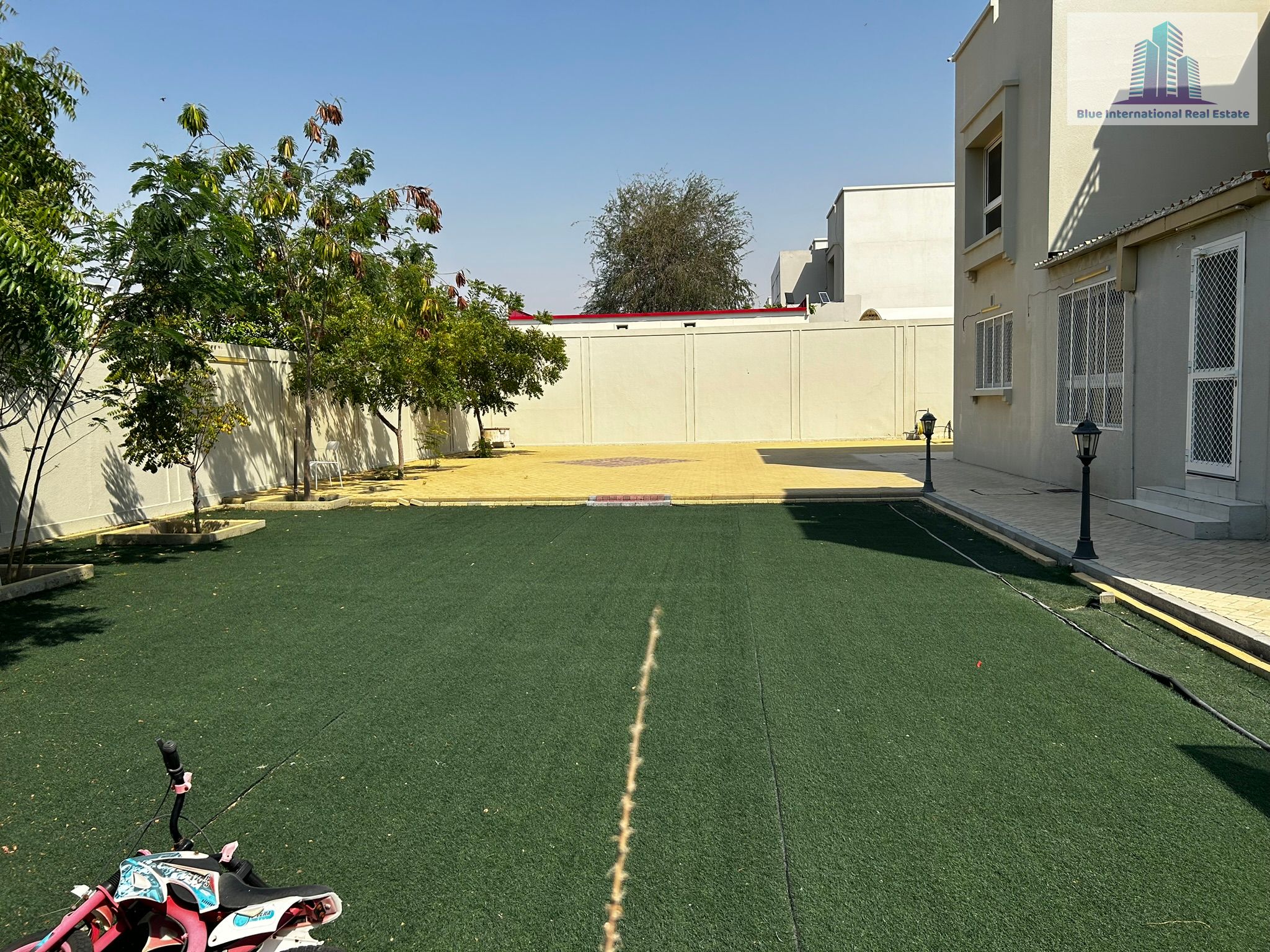 Spacious Three Bedroom Villa with Large Garden for Rent