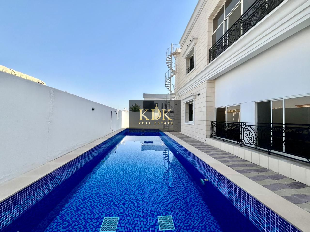 READY 5-BR | SWIMMING POOL GARDEN | MAIDS DRIVER