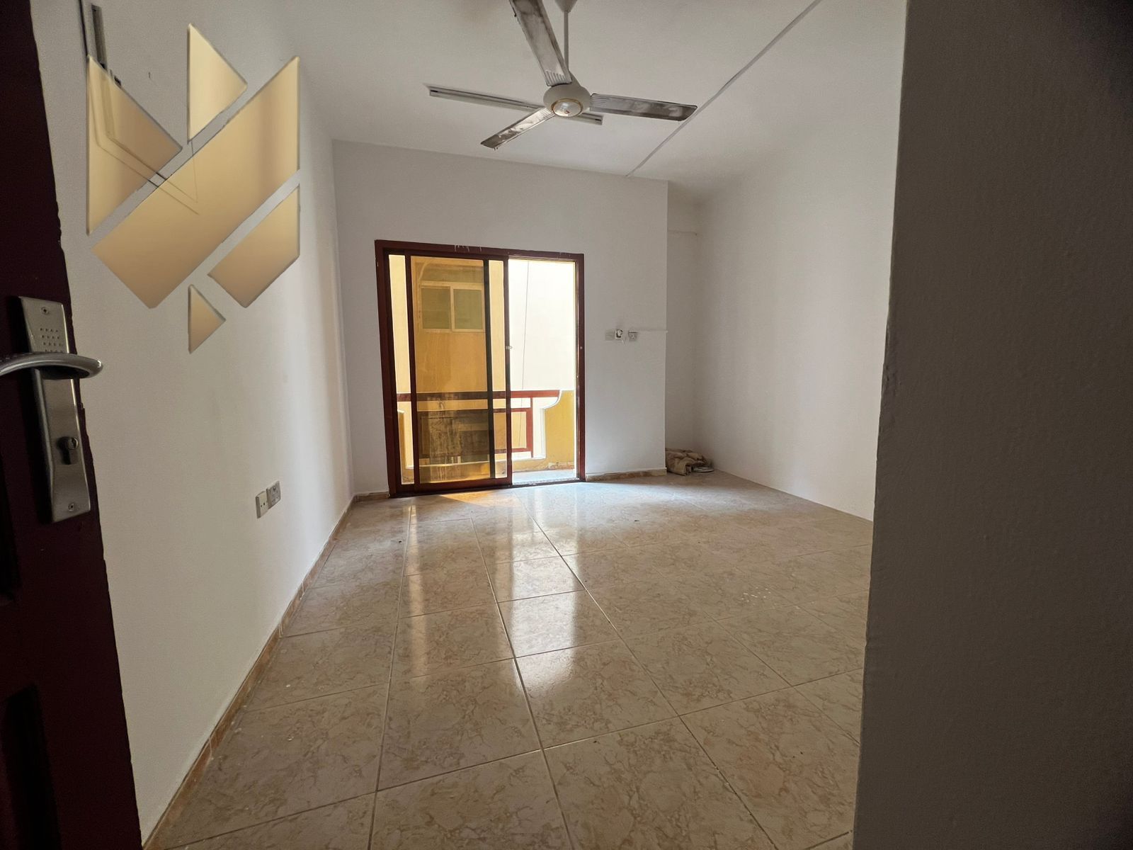 Prime location – Attractive view – Large balcony – Free parking