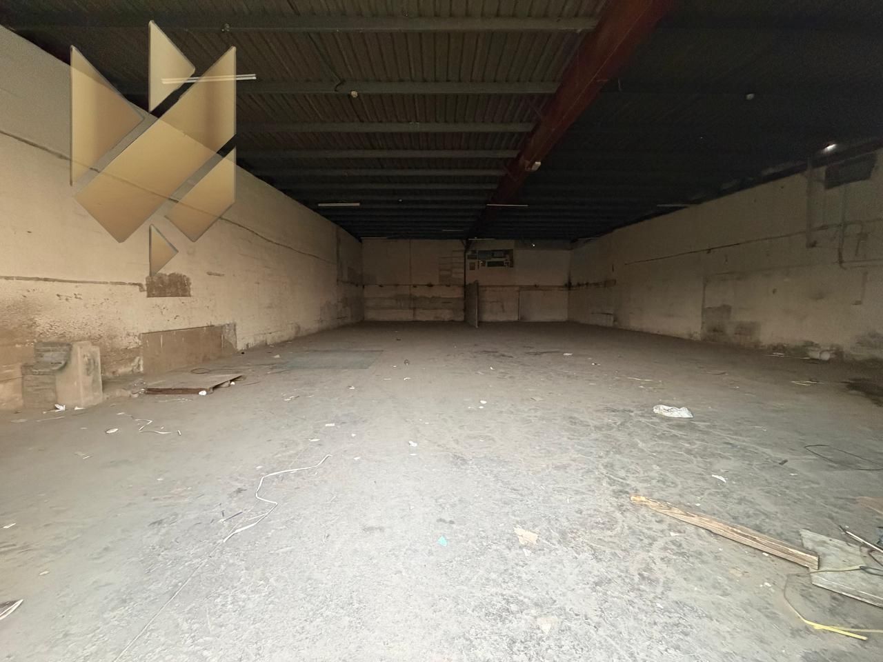 Warehouse for annual rent in Industrial Area 11, area 4200 sq m, excellent location