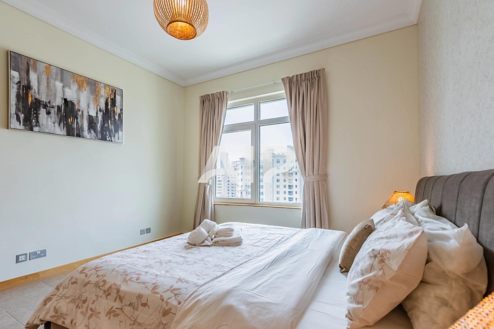 Palm Jumeirah Living | 3BR Apartment | Beach Access