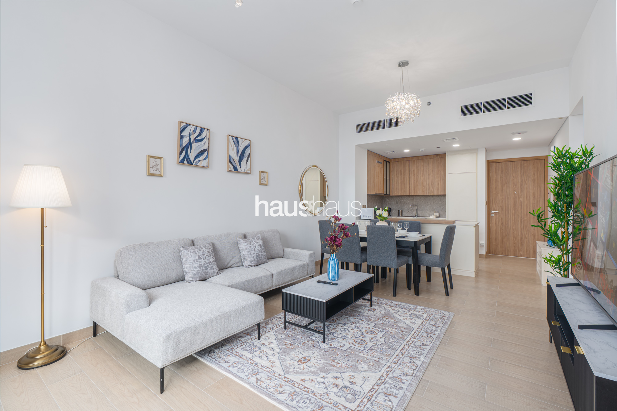 Spacious 2BR | Modern | Fully Equipped