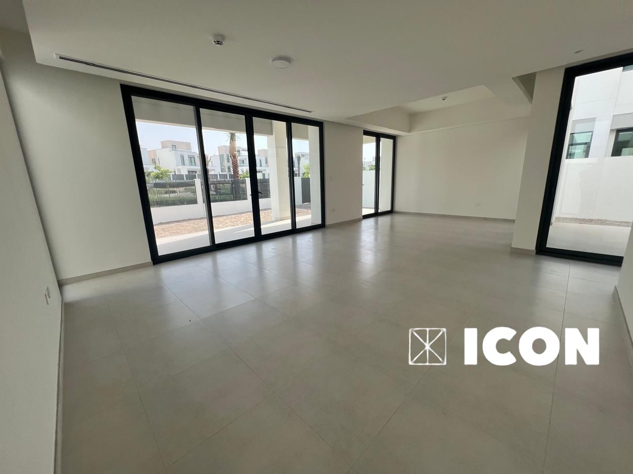 Brand new | 4 Bed + Maid + Store, Super Spacious | Park - Front Living