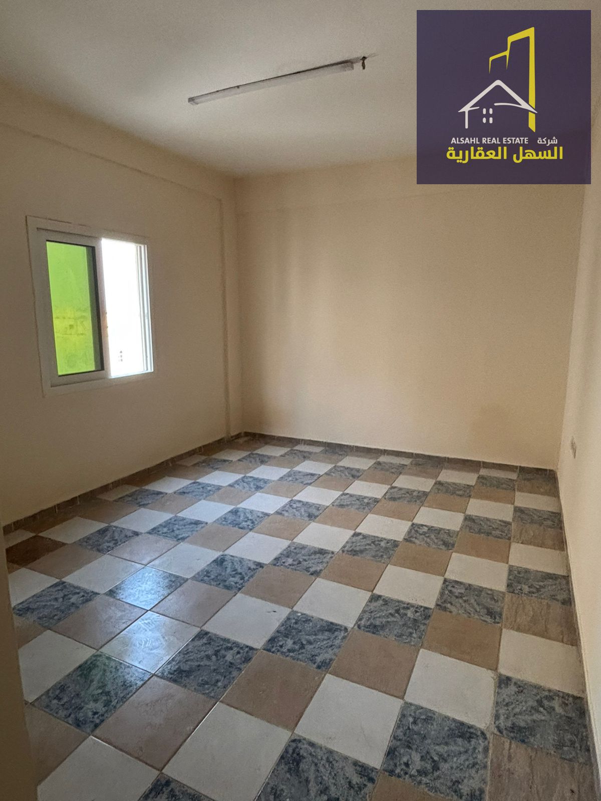 Studios for rent with balcony (with separate kitchen)