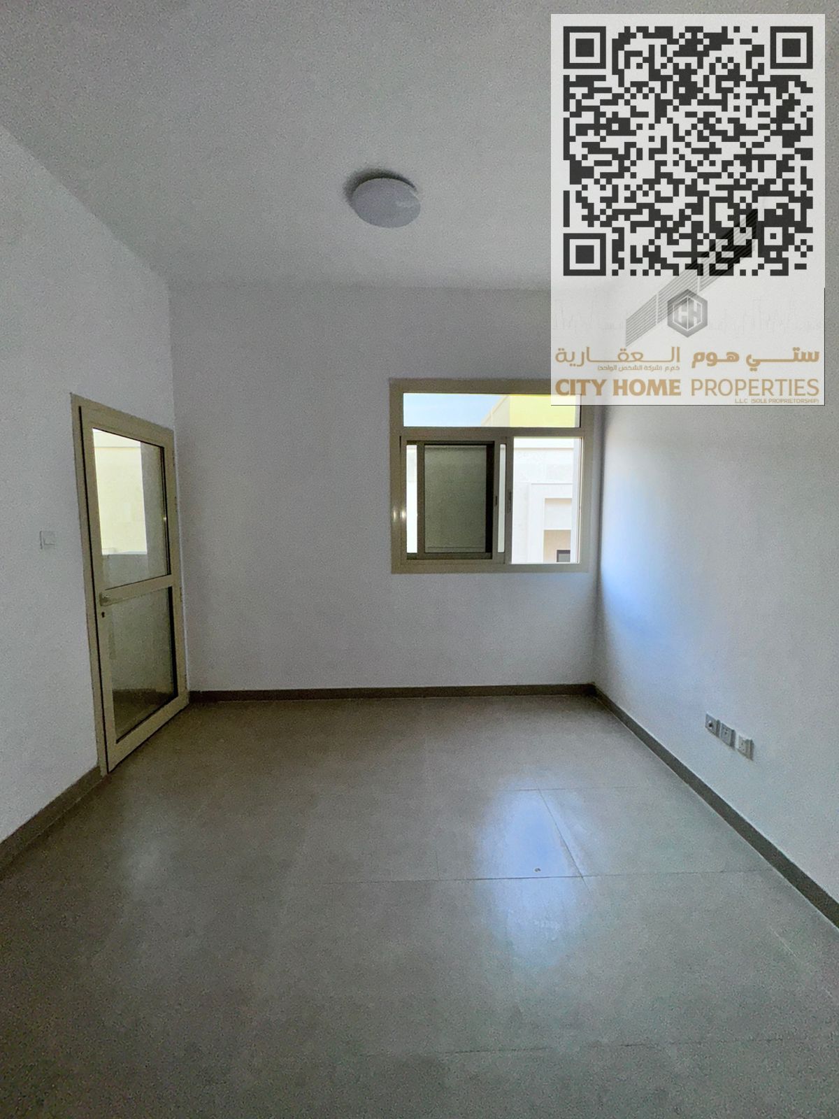 A spacious, first-occupancy apartment in Al Mowaihat, near the Dubai and Sharjah exit. Suitable for a high-end family residence