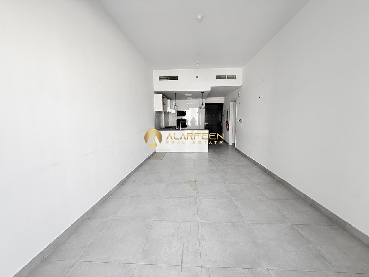 2Br+Maid | Fitted Kitchen | Prime Location