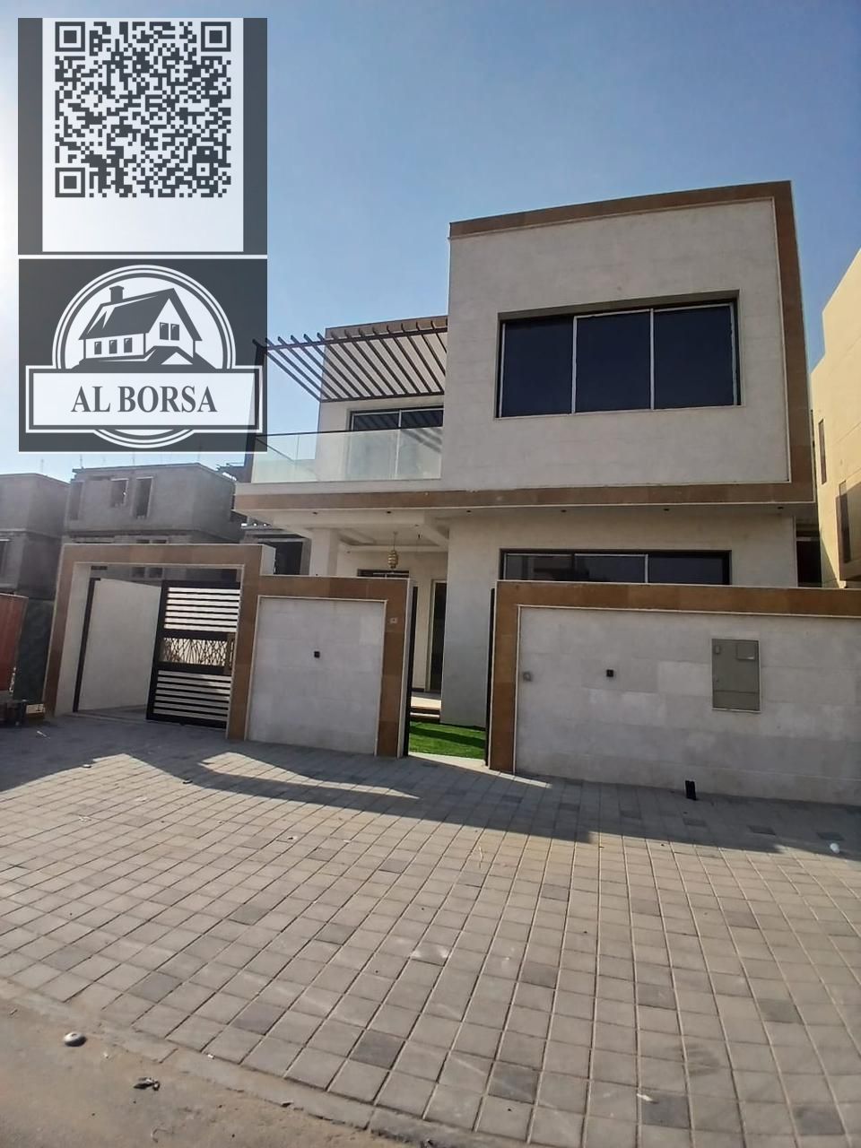 Villa for sale in Al Yasmin, Ajman. 5 master bedrooms, majlis, living room, spacious kitchen with maid's room.