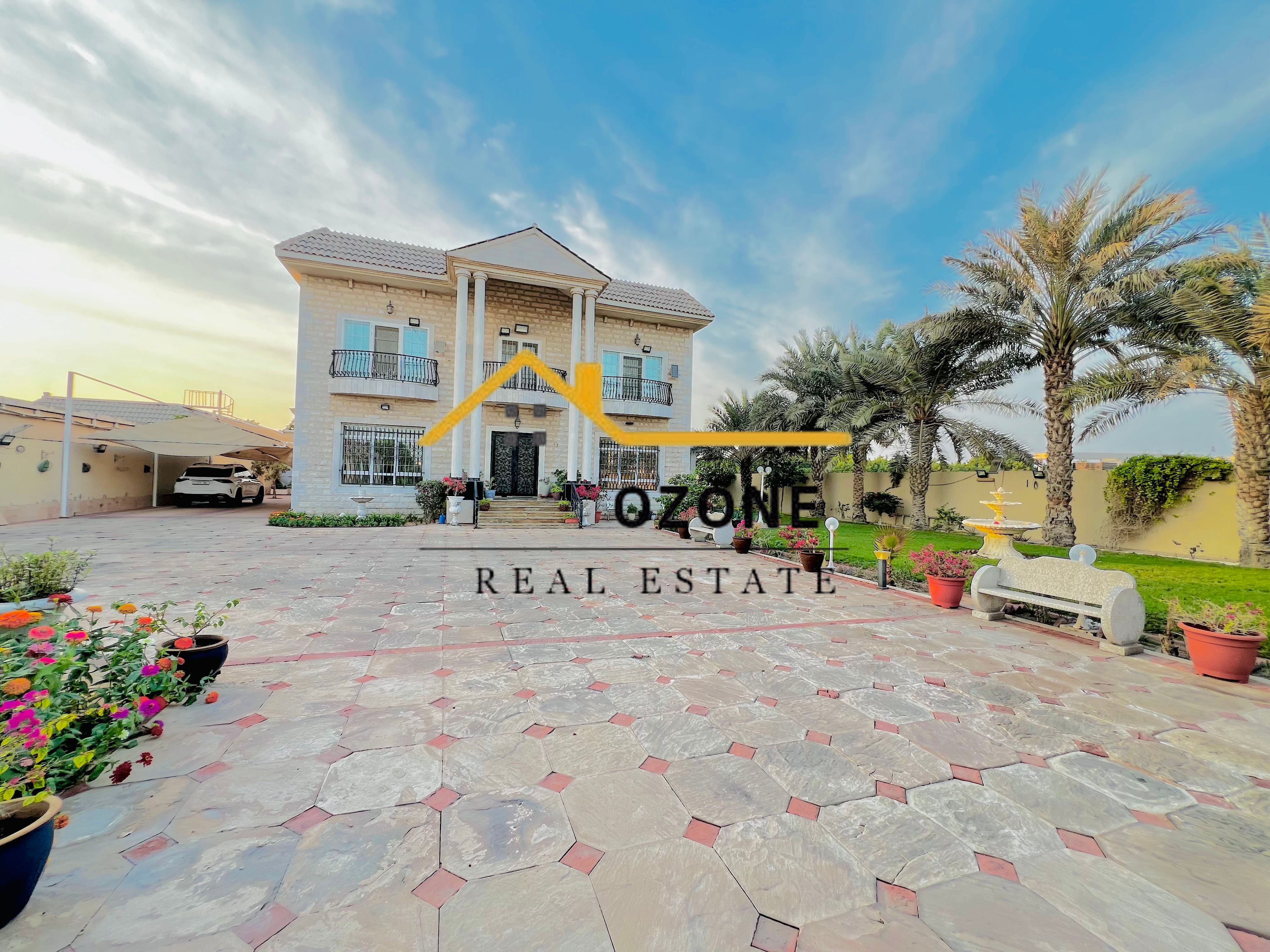 Luxury Villa in Al-Drari / 2 Floors, Elevator / Maids Room & Balcony