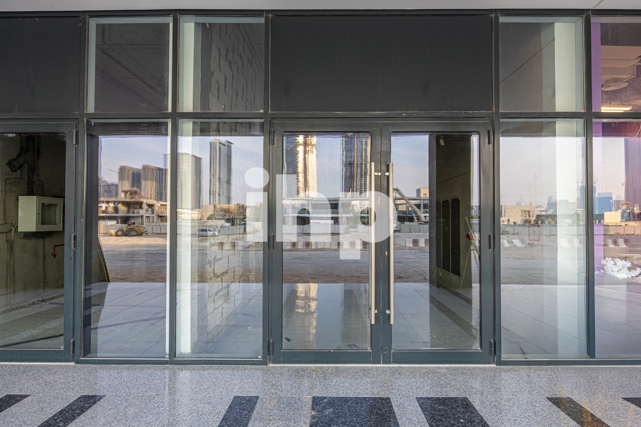 Prime Canal-Facing Retail Space in Azizi Riviera 6