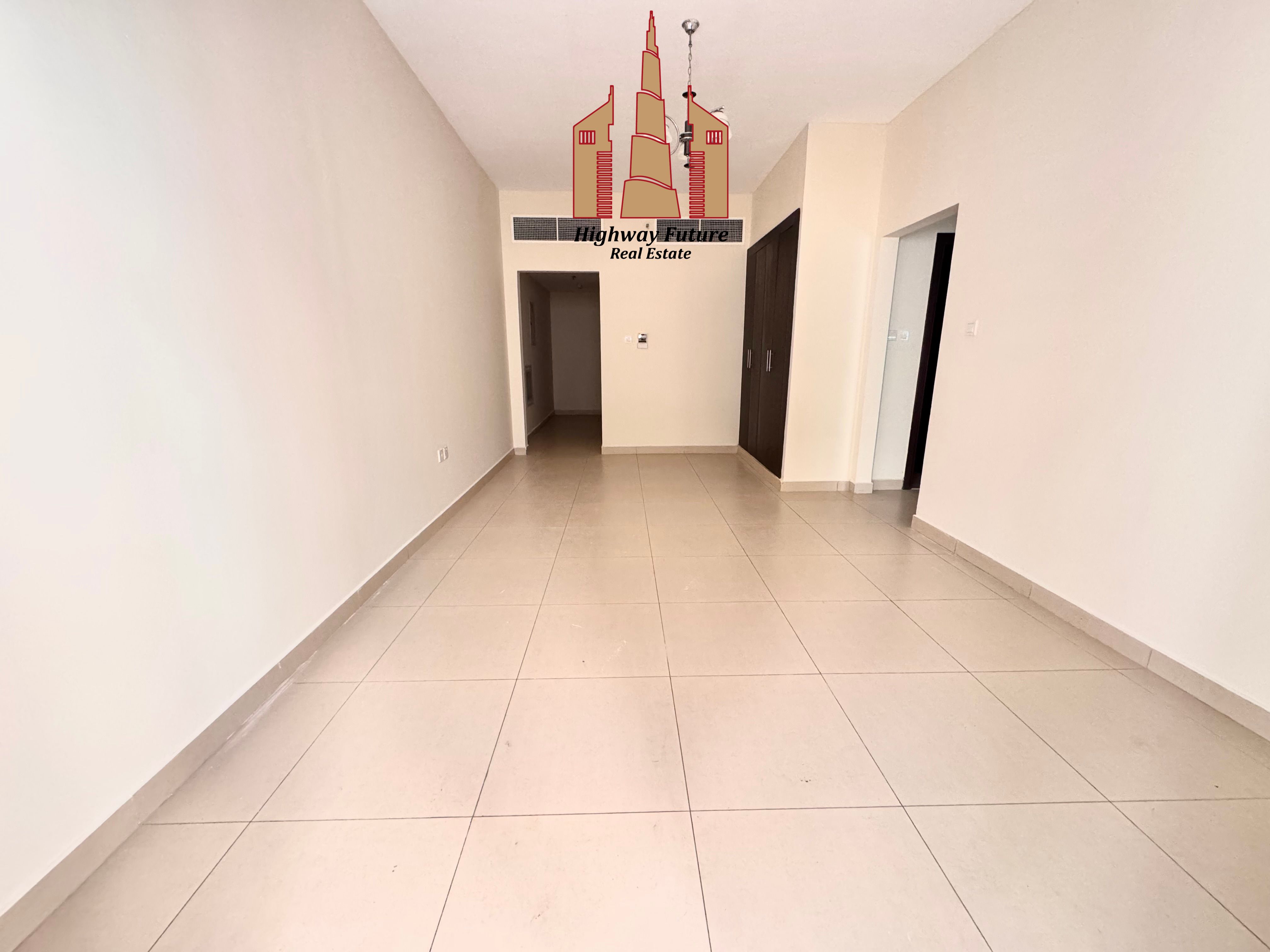 Spacious 2BHK With 12 Cheques Payment Covered Parking in School Area