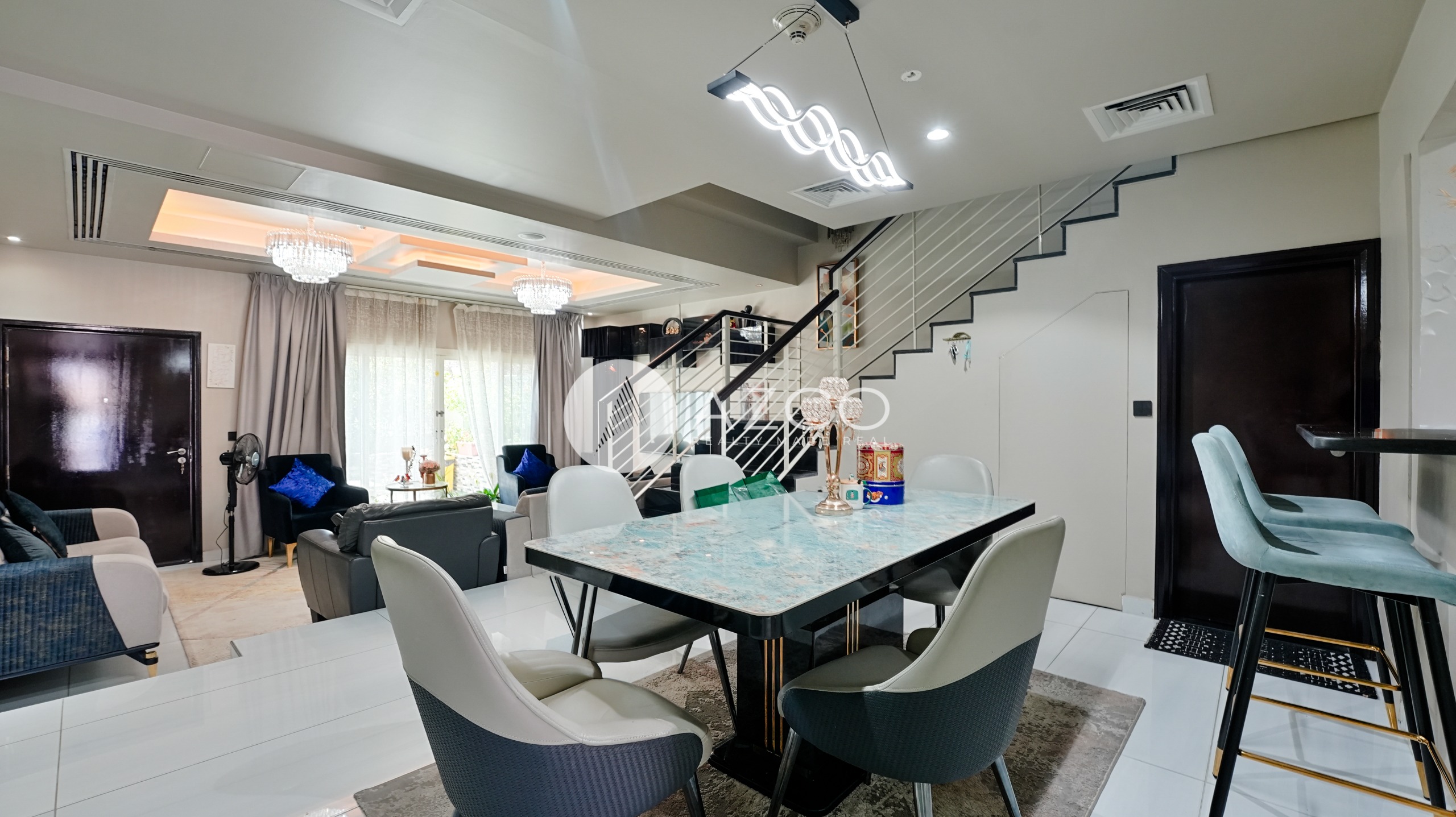 Upgraded Spacious Villa | Furnished & Unfurnished | Near School