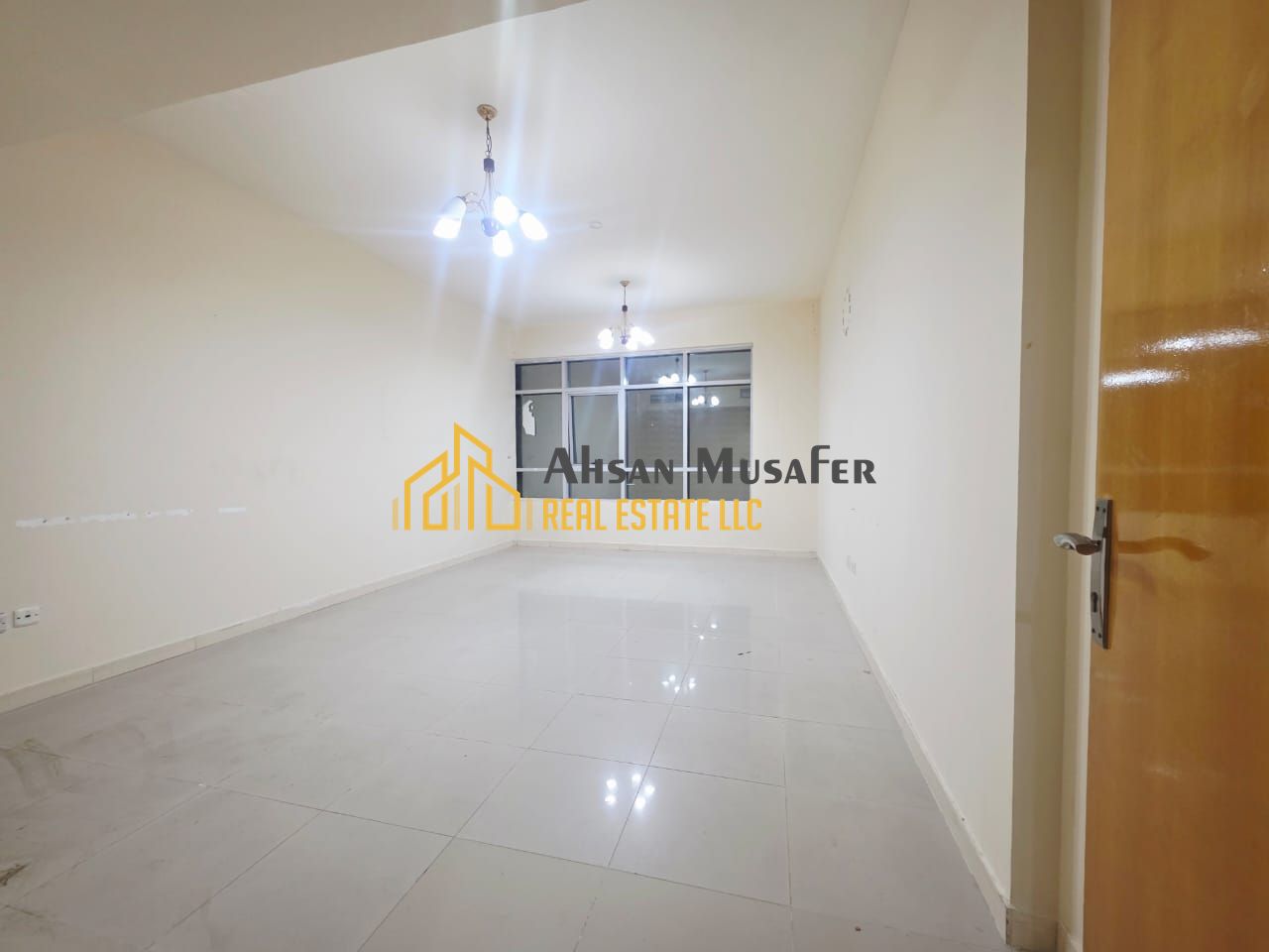 NO COMMISSION//4CHQS// EASY EXIT TO DUBAI NEAR NESTO MARKET 2BHK AVAILABLE WITH 2 WASHROOMS+BALCONY HAVE AL TAWUUN SHARJAH