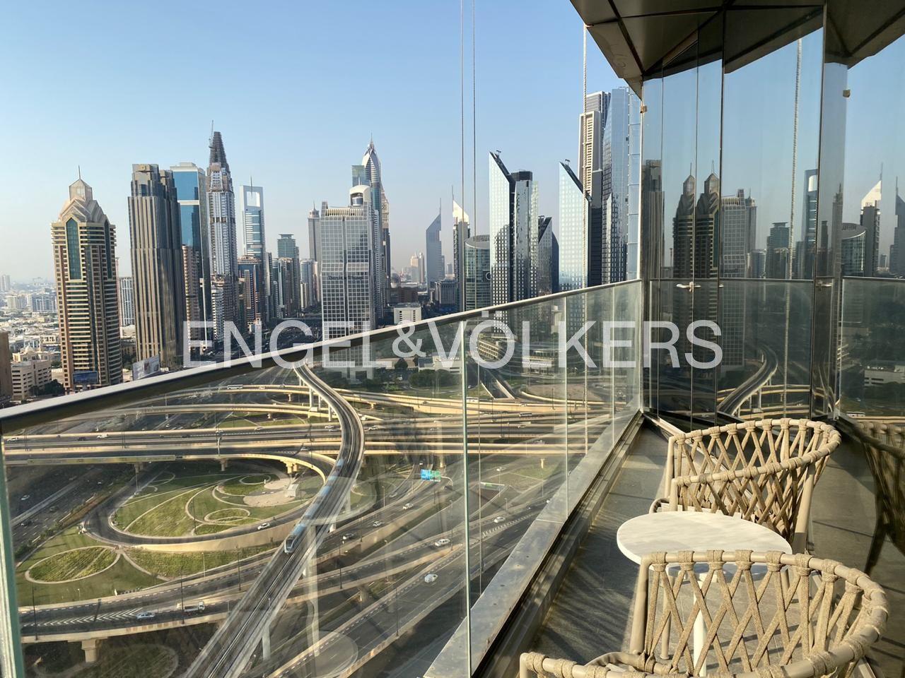 Sheik Zayed Road View | Furnished | High Floor