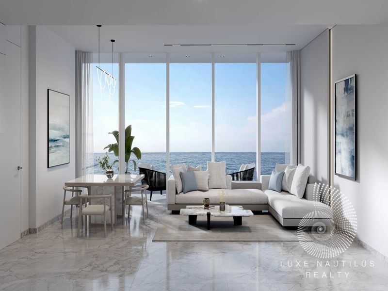GENUINE RESALE / PANORAMIC SEA VIEWS / PRESTIGIOUS