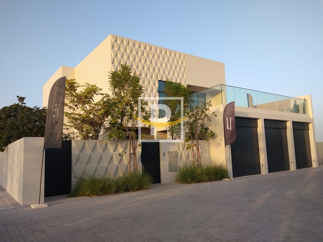 30/70 PP | 4 BR+Maid's Room Villa | Book with 5%