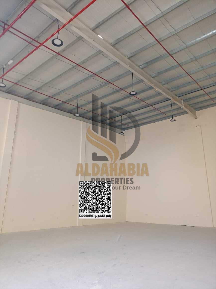 Available for Rent – Showroom in Umm Al Thuoub Area, Umm Al Quwain Prime Location on Main Road Property Details: Spacious showroom availa