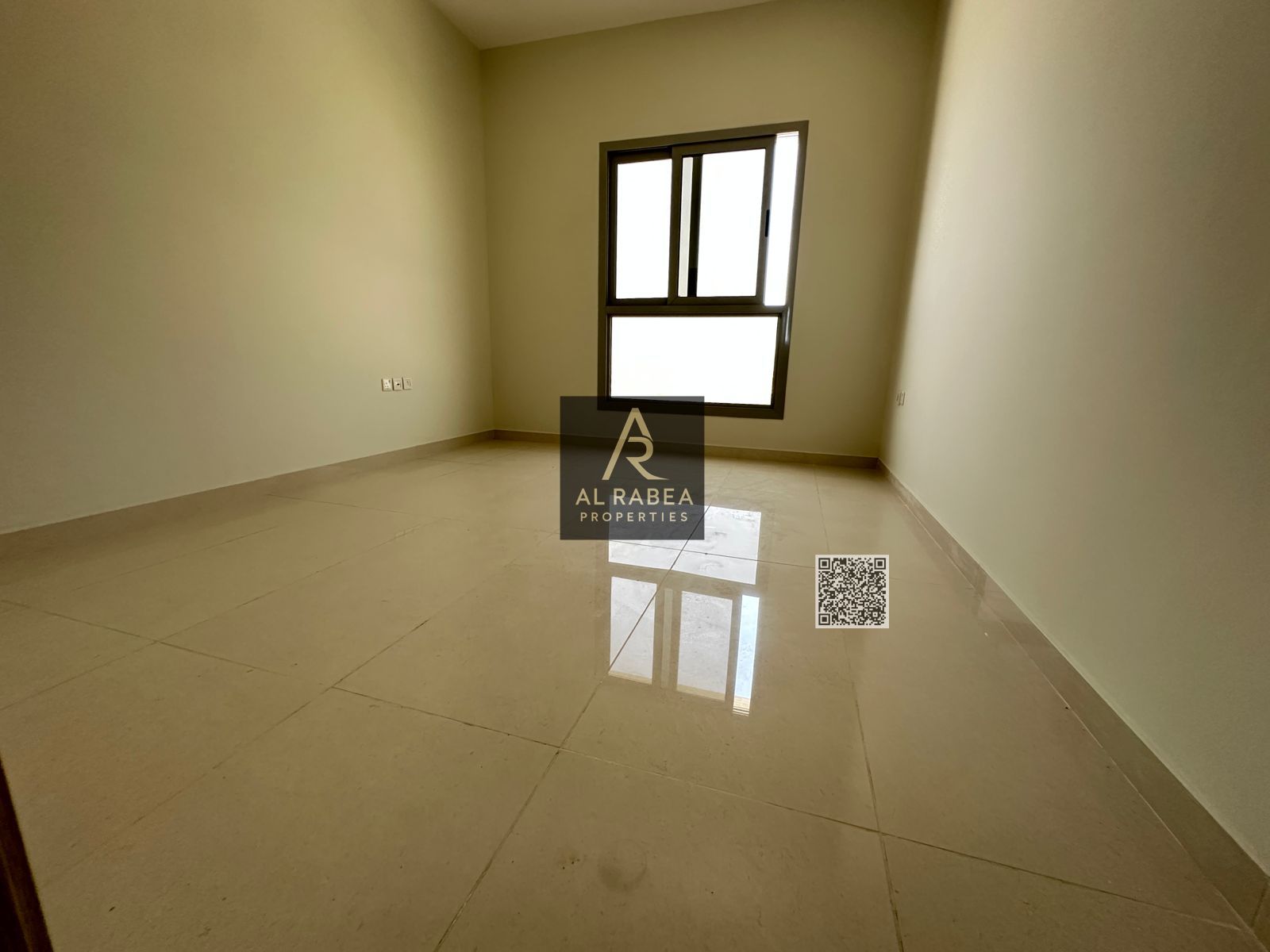 The apartment is located in a quiet and privileged area