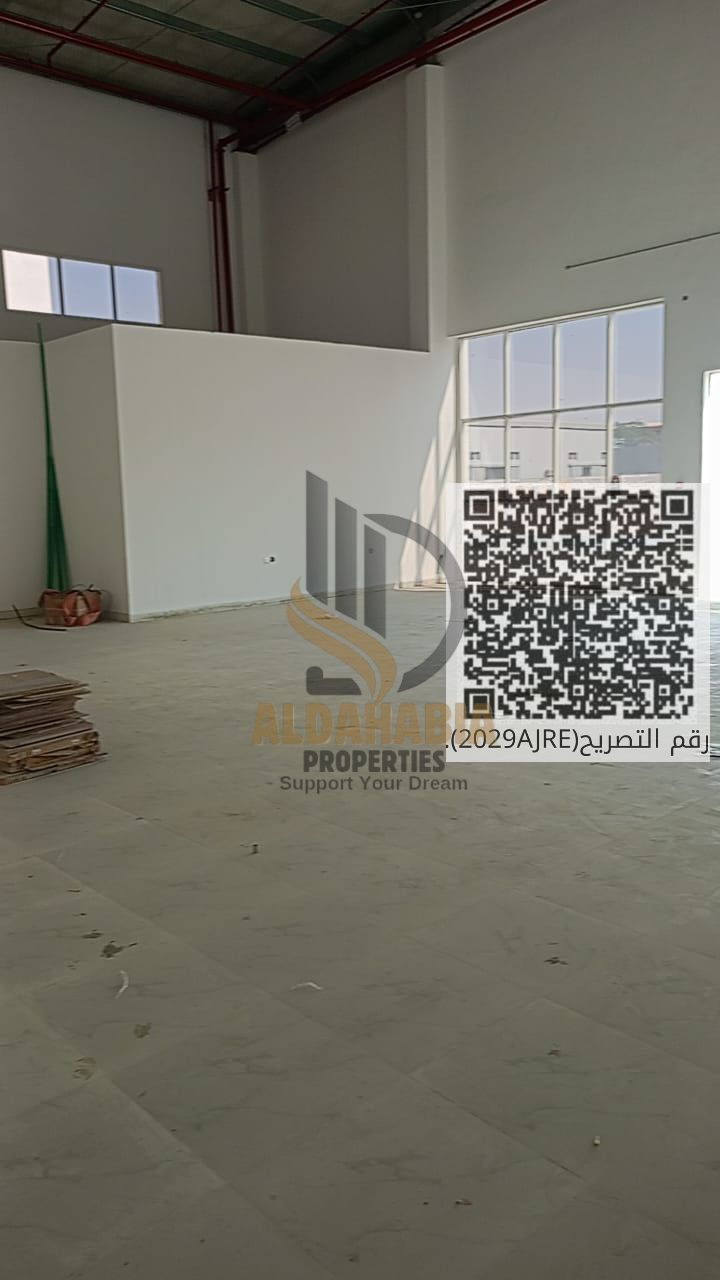 Commercial Showroom for Rent in Umm Thoub Area