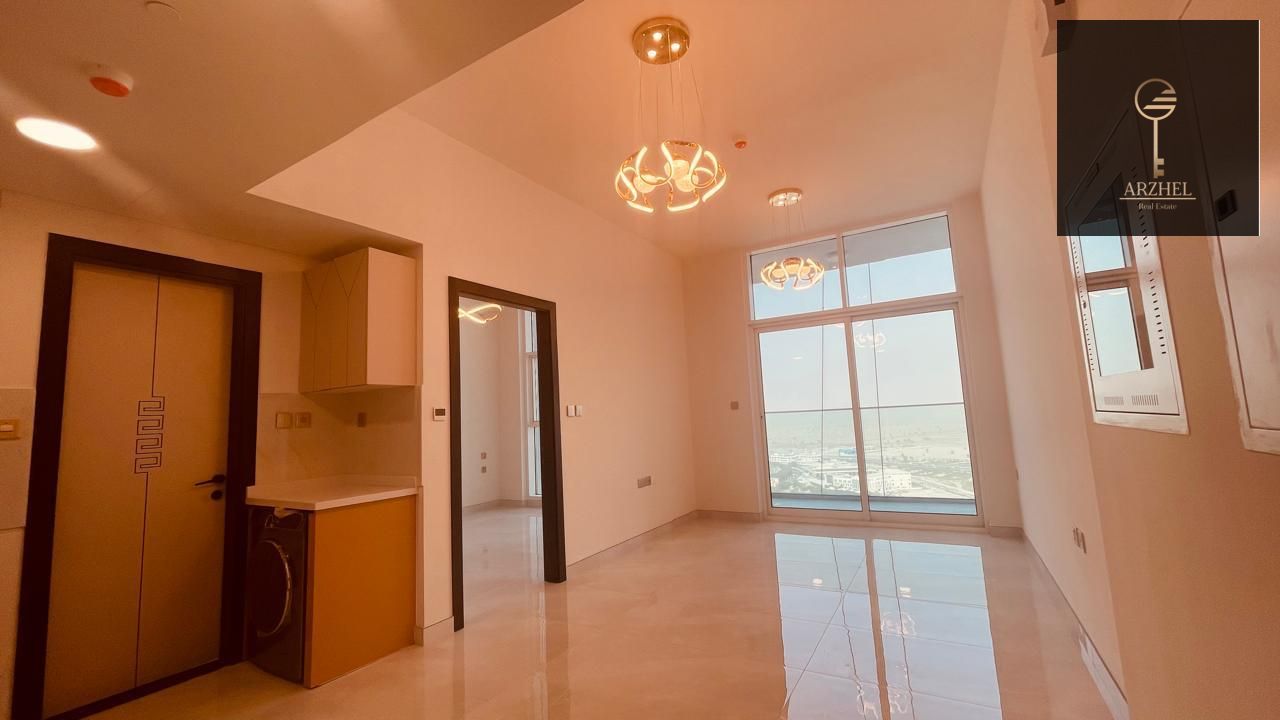 VACANT | UNFURNISHED | MIRACLE GARDEN VIEW