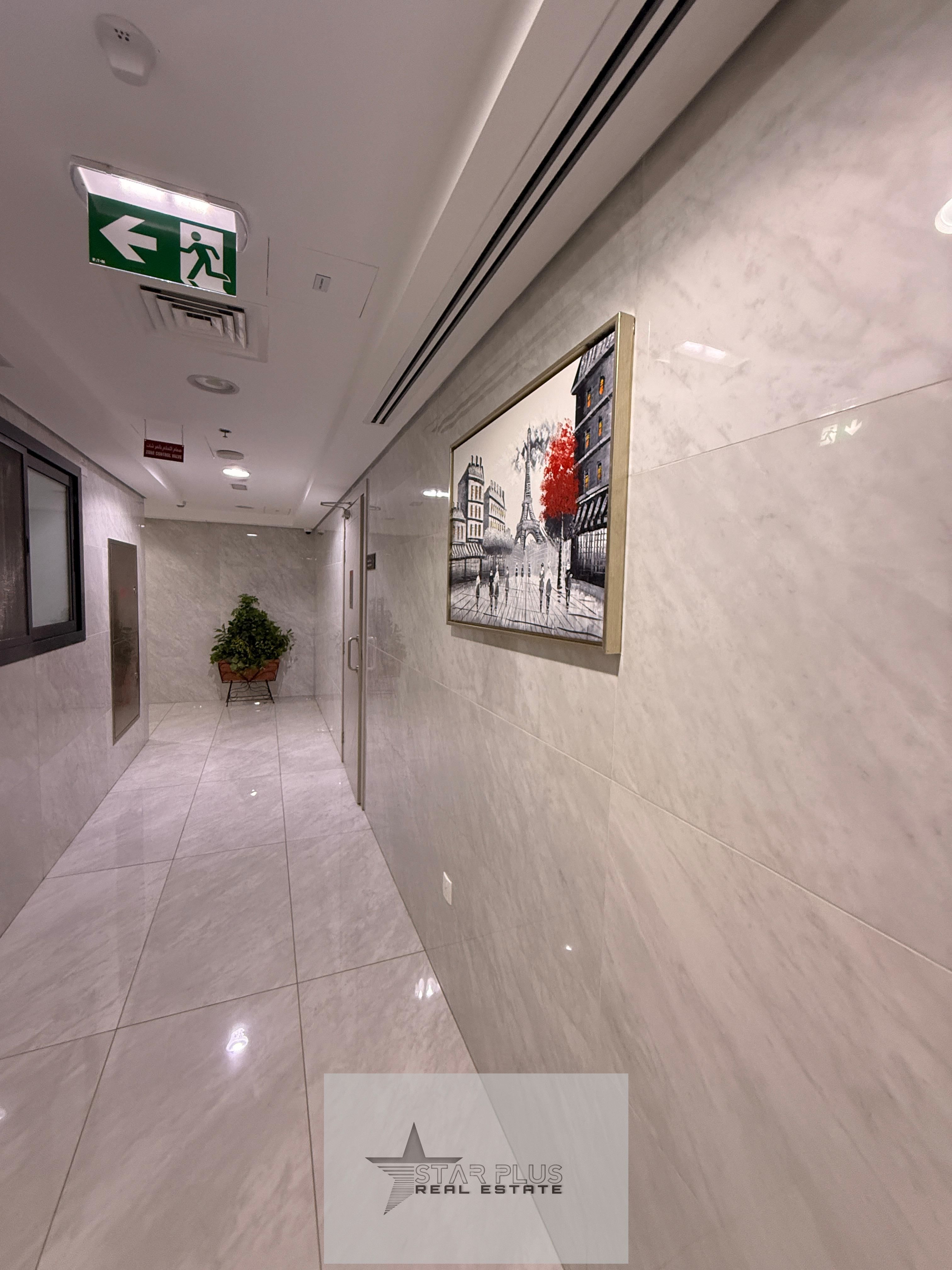 LIKE A NEW VERY SPACIOUS AND LUXURIOUS 3BHK PLUS STORE ROOM WITH COVERD PARKING