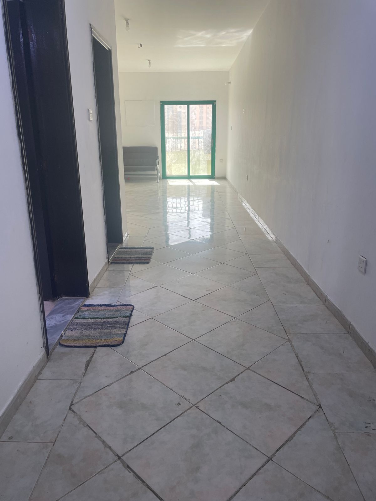 Fully Furnished Very Spacious 1bhk With Balcony And Master Bedroom Near Abu Shagara Park Aed 3,500 Only