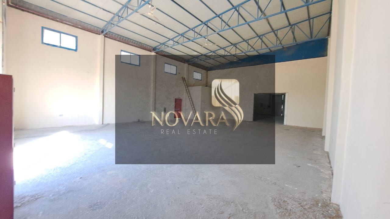 Warehouse for rent in Umm Al Quwain, 5000 sq ft, 100 kVA electricity, ready for handover, annual rent 200,000