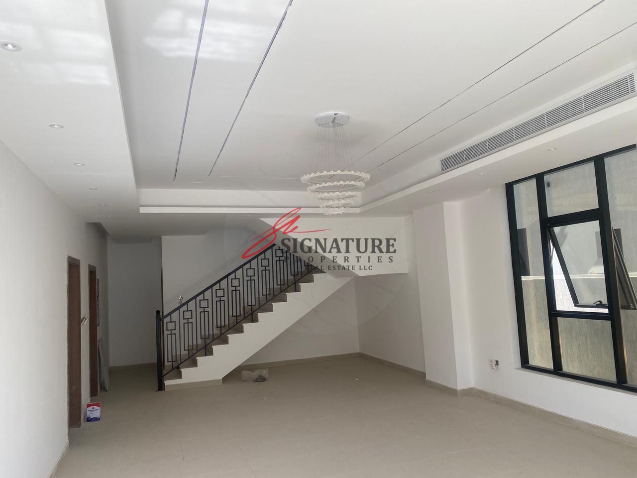 Brand New Luxury villa for rent in Al Bahia - Ajman Specifications: Land area: 3,014 square feet 4 spacious master bedrooms Hall