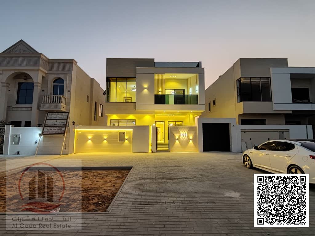 For sale: 5-bedroom villa with a roof terrace at a special price in Al Zahia area