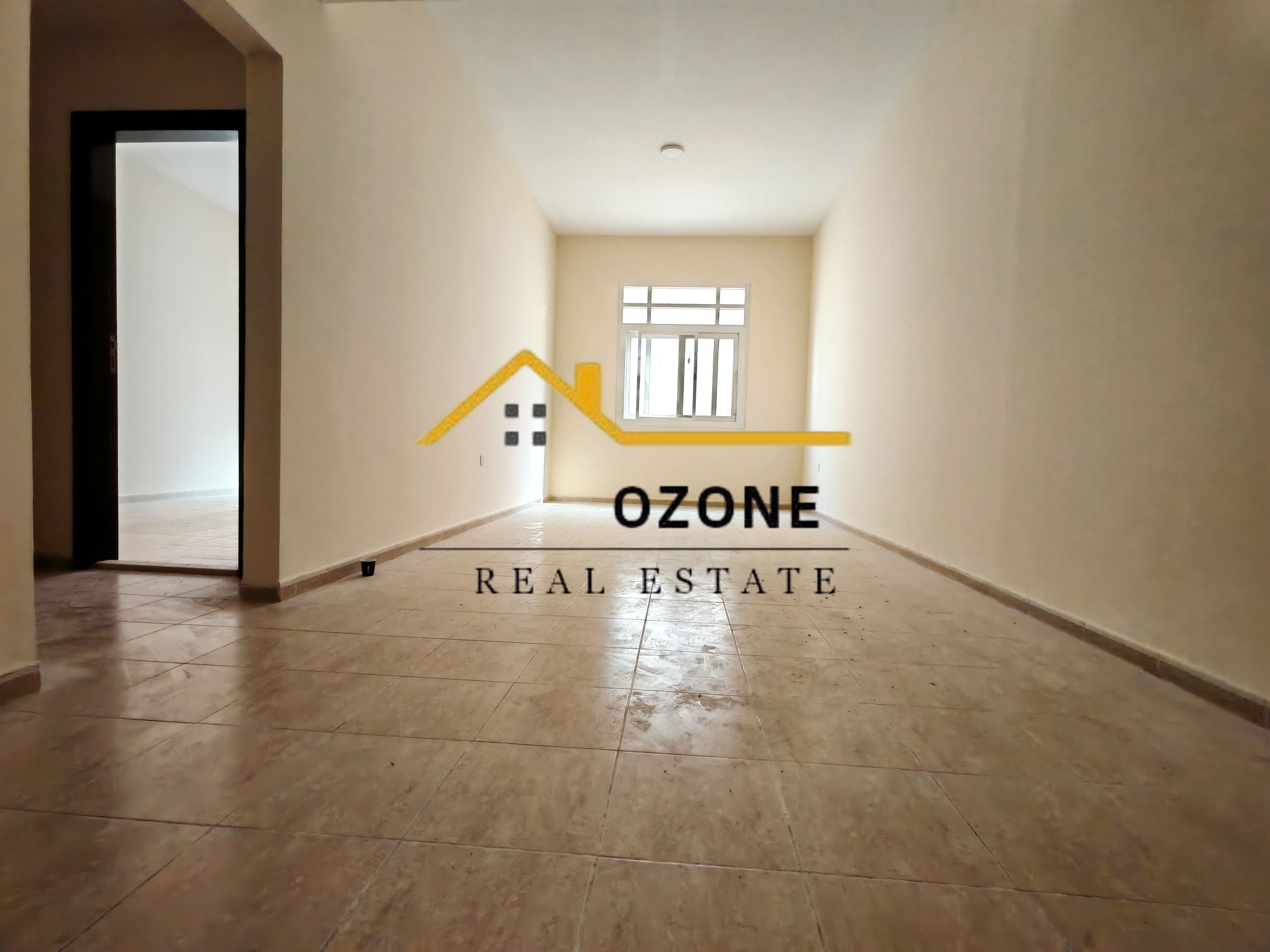 No Cash deposit\°°Family Building\°°Like New\°°Covered Parking