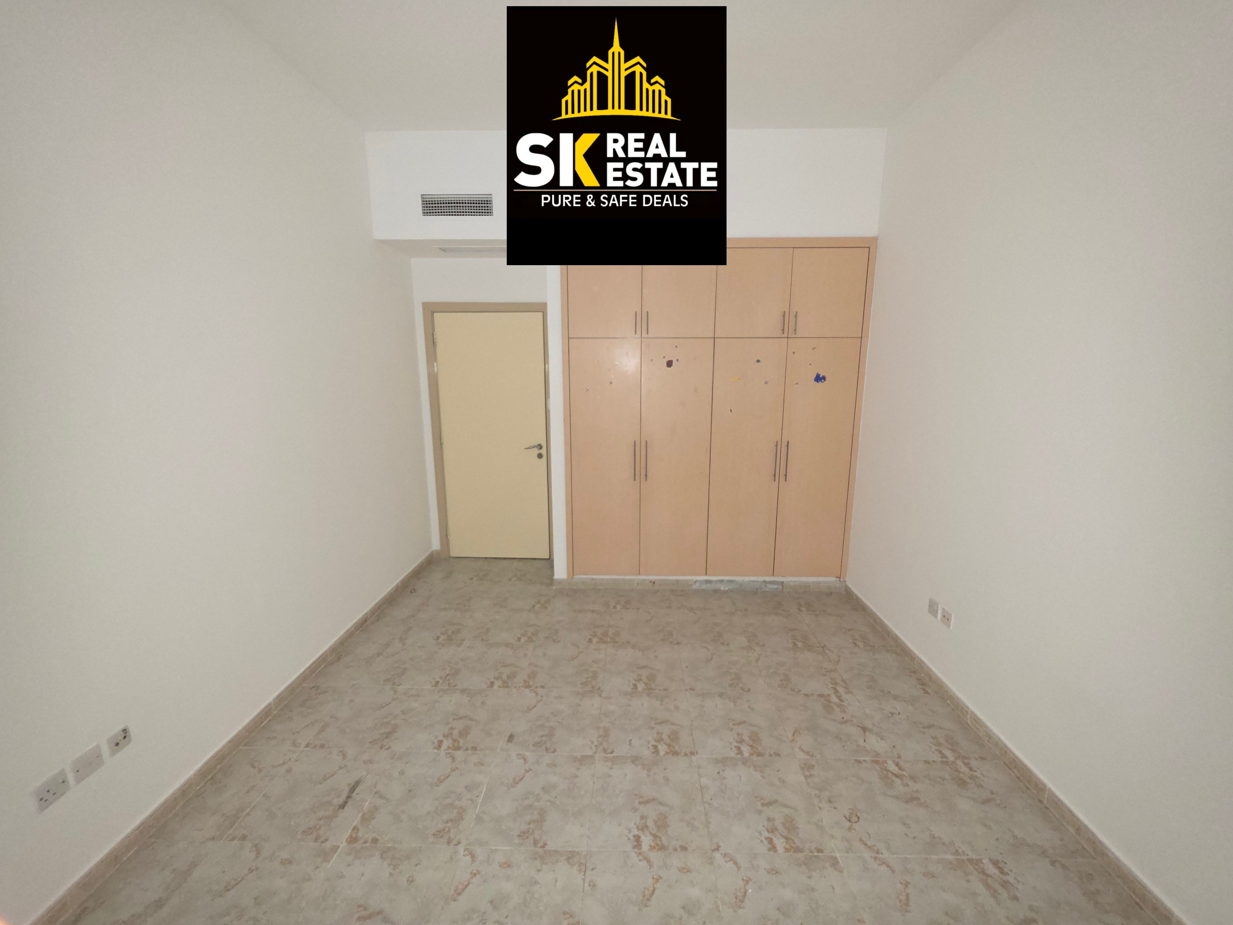 LAVISH 2BHK APARTMENT + CHILLER FREE+ PARKING FREE