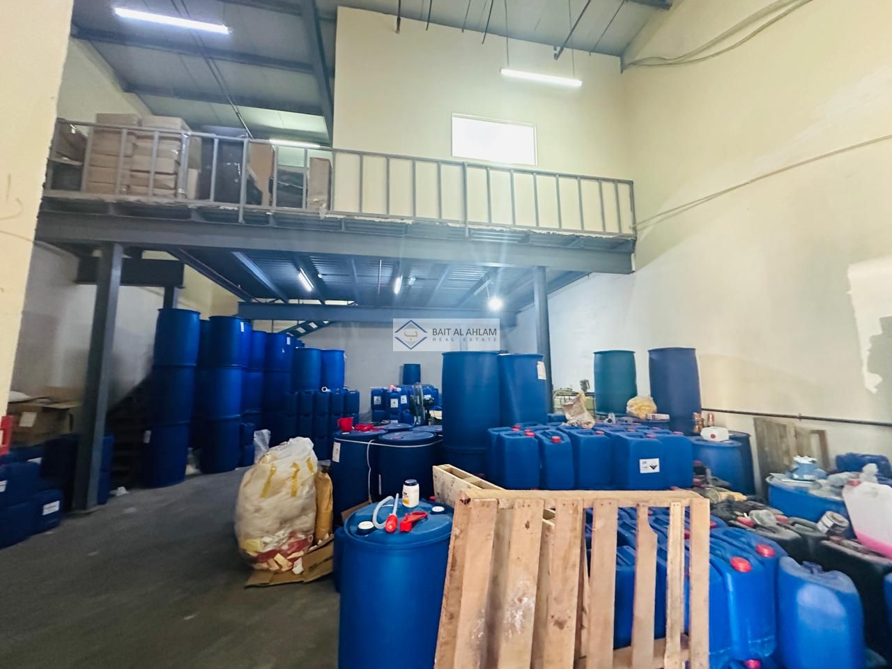 3Phase/2500 Sqft warehouse for rent in industrial area 13,Sharjah