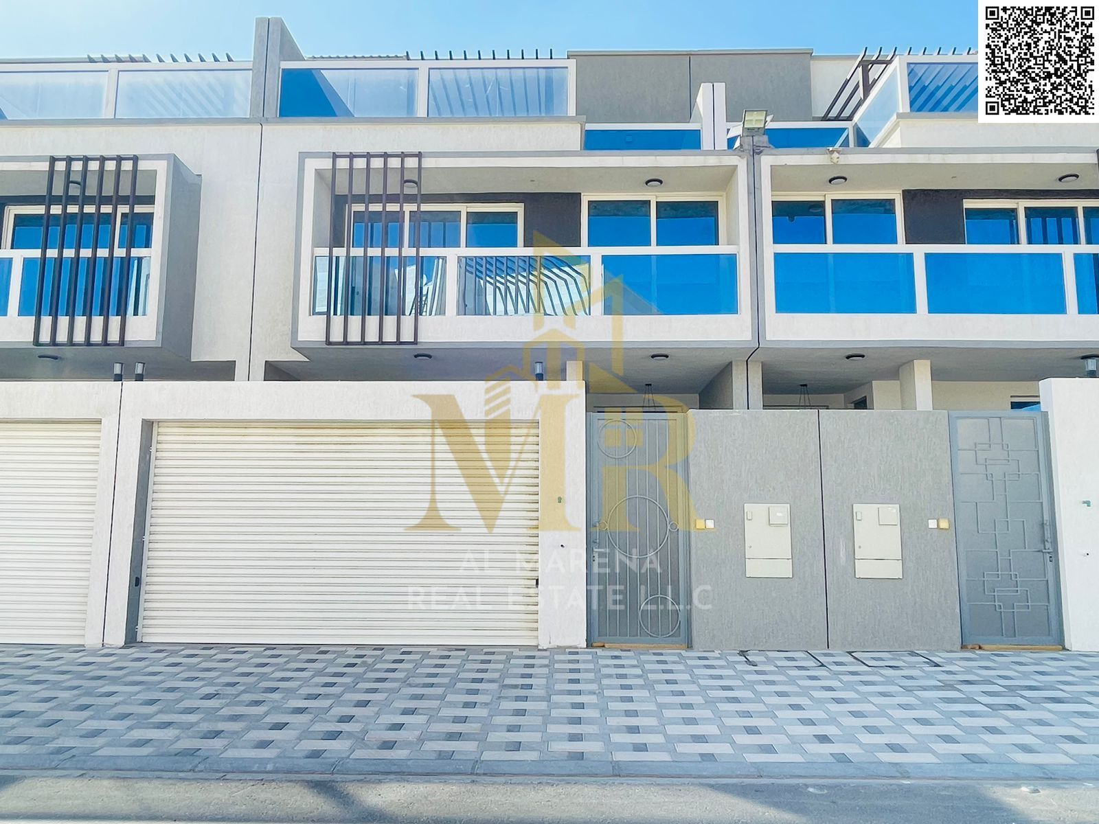 Two-story villa with a roof terrace, including electricity, air conditioning, and water – 5 master bedrooms + living room + hall, priced at 1,350,000