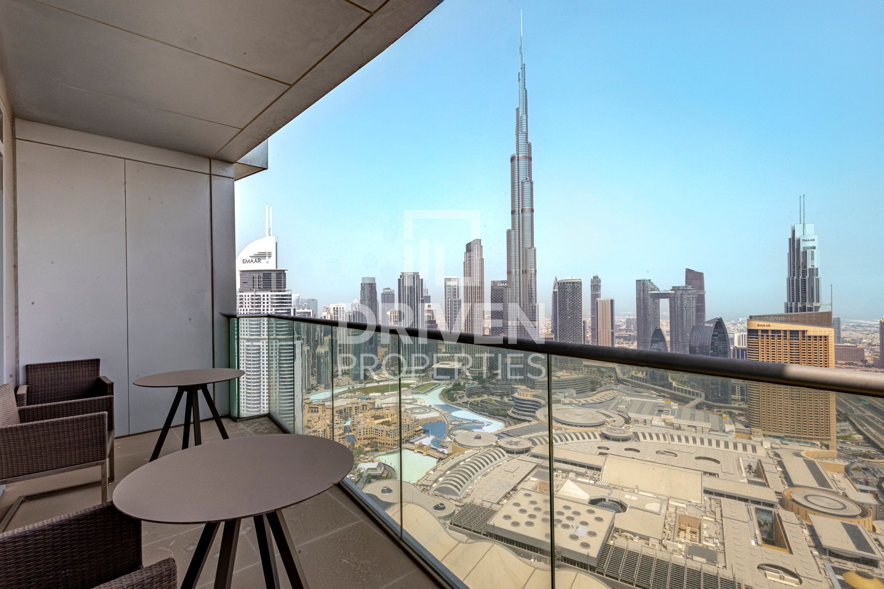 Burj Khalifa and Fountain View | Spacious Apt