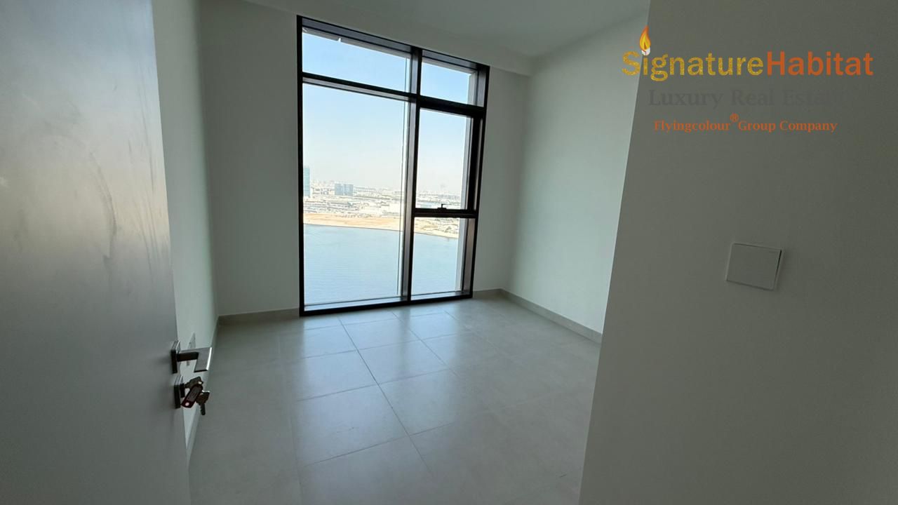 Luxury 3- BR Waterfront Apartment for Rent | Modern Living & Panoramic Views