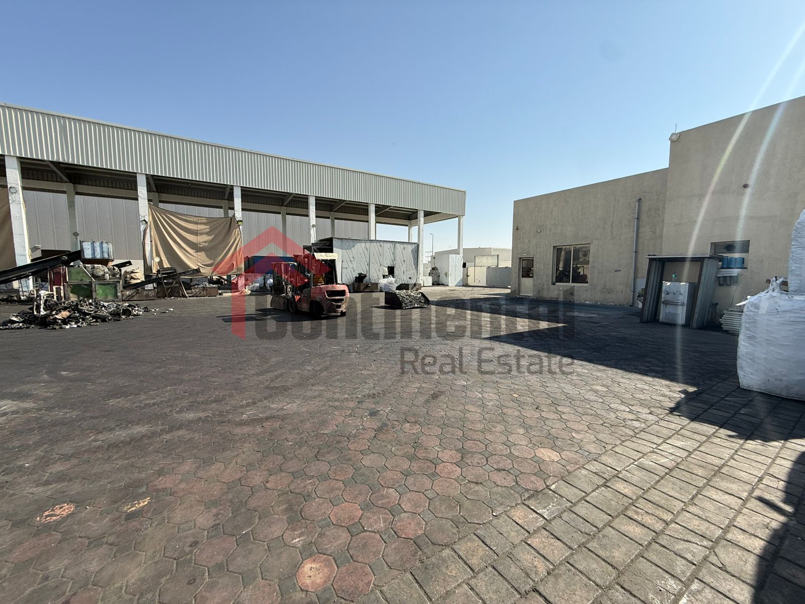 Open yard | Washroom | Rent | Power load