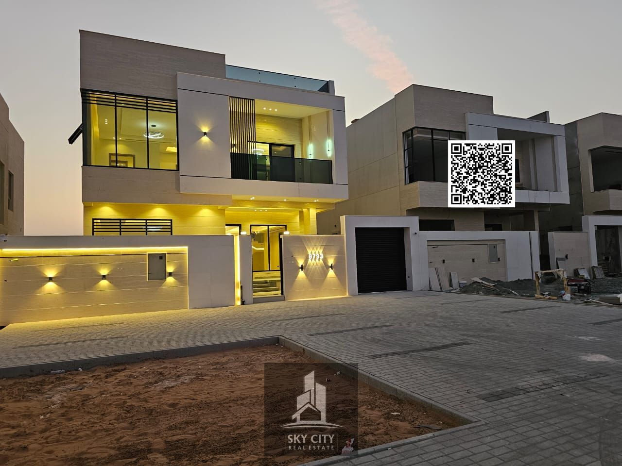 Villa for sale at a very attractive price in Ajman, Al Zahiyah area. Bank financing available. VIP finishing - built and finished to a super deluxe st