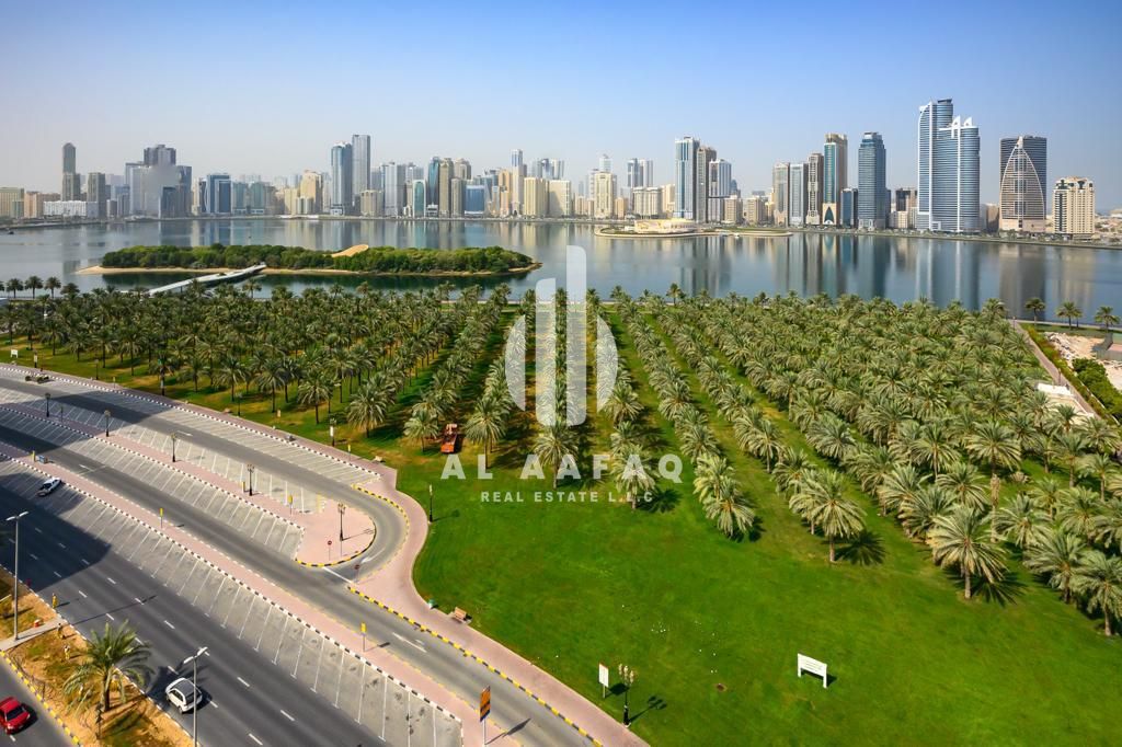 Sea View 3bhk | AC Chiller Free | All Master bedrooms