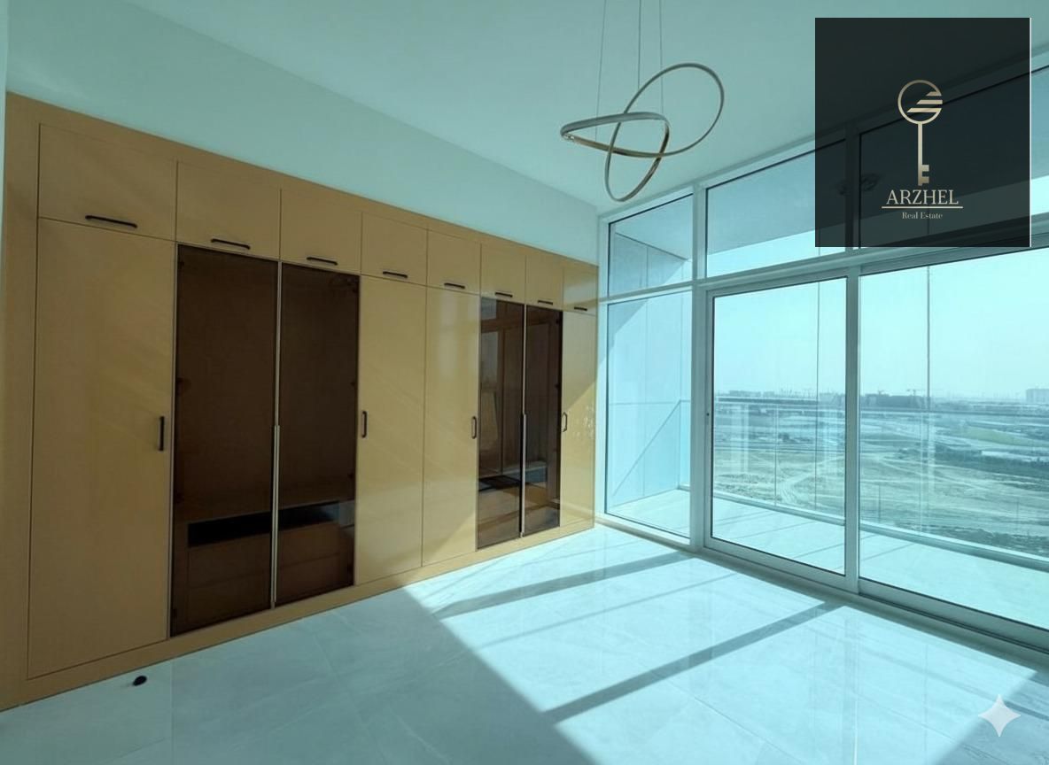unfurnished | ready to move | pool view|