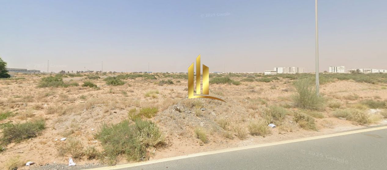 For sale: Industrial land in Al Sajaa Industrial Area - Sharjah. Freehold ownership for Arab brothers and usufruct right for 99 years for foreigners.