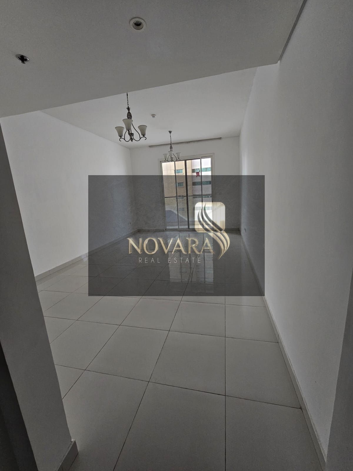 Two-bedroom apartment with a living room available for annual rent in Ajman - Al Rashidiya 3. Excellent space. Maintenance: Free throughout the rental