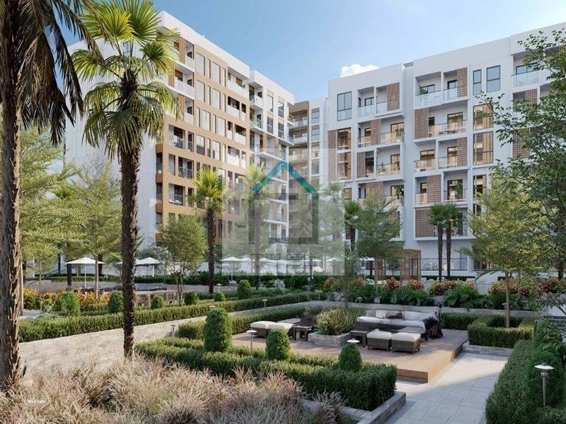 Community Living! 2 Bedroom Spacious Apartment